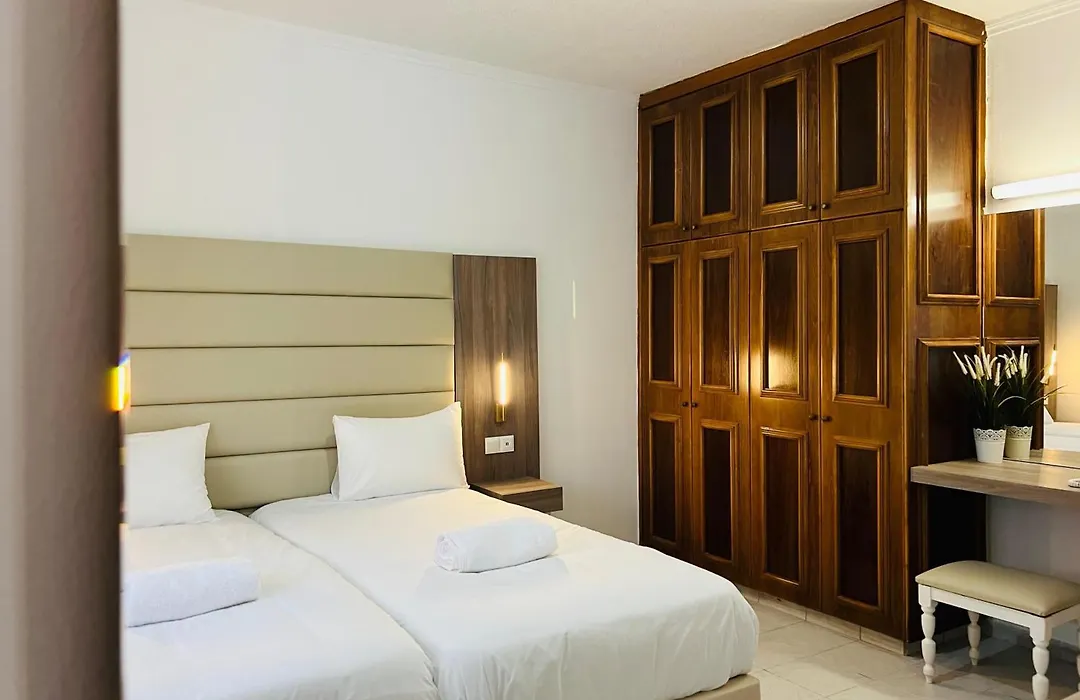 Marlita Beach Hotel Apartments-1