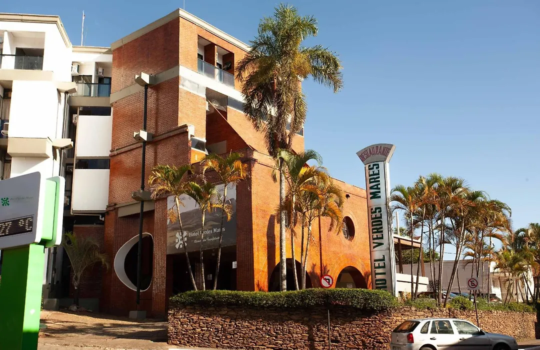 Hotel Verdes Mares-1