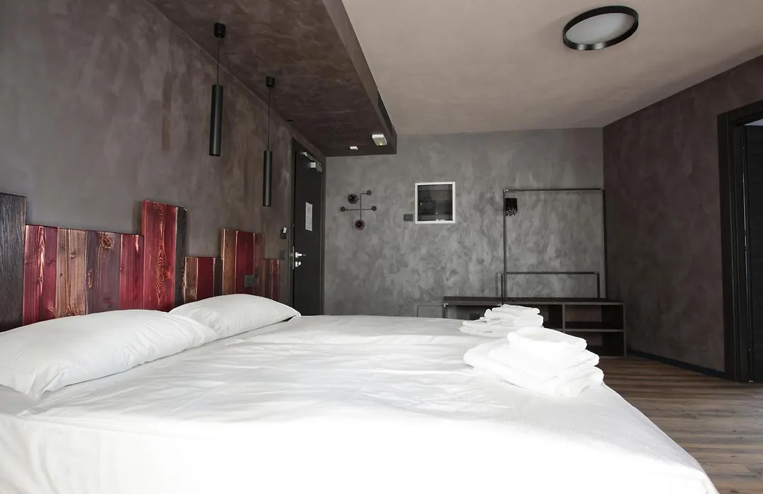 Crimea Wine Hotel-1