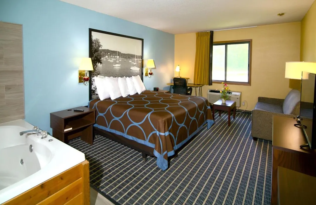Super 8 By Wyndham Red Wing-1