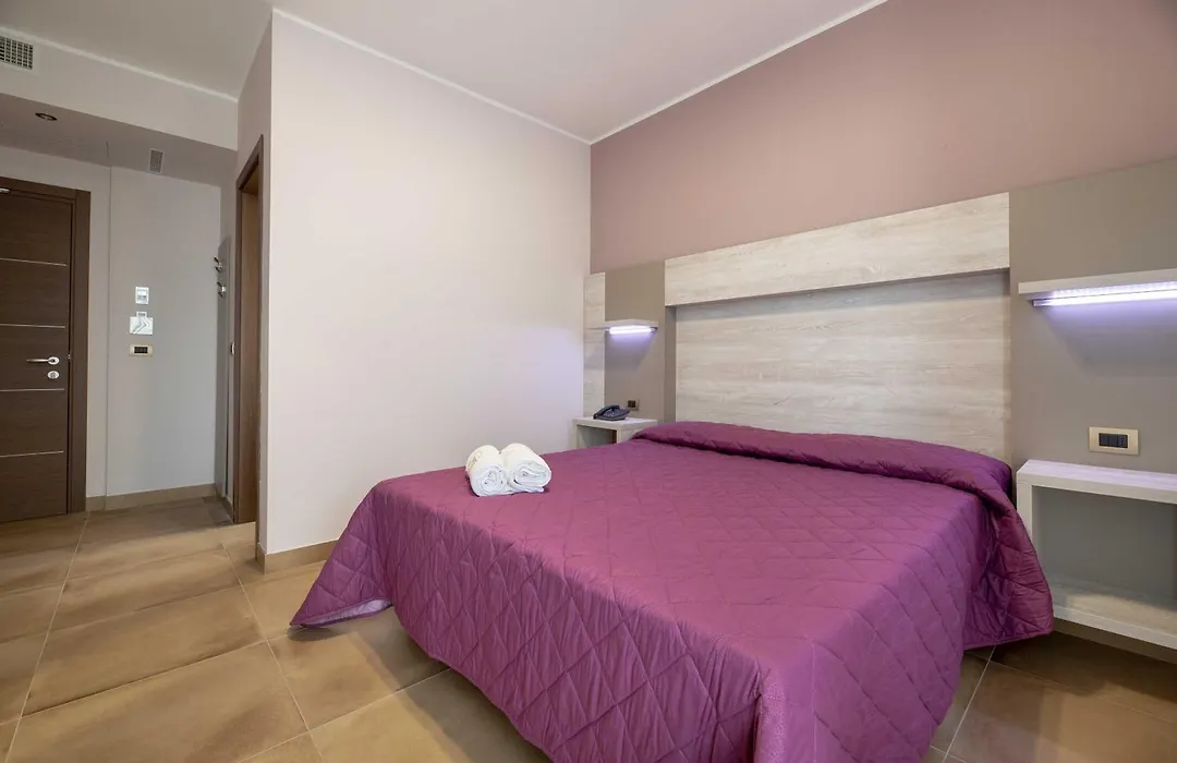 Hotel Salento Mirfran-1