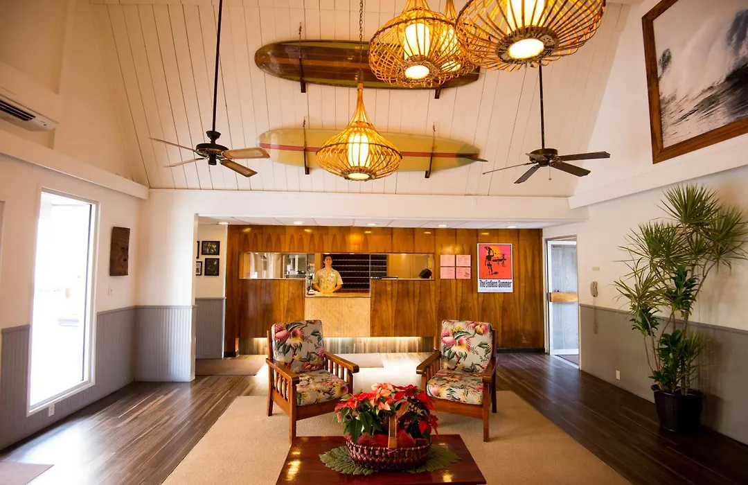 Pacific Marina Inn Airport-1