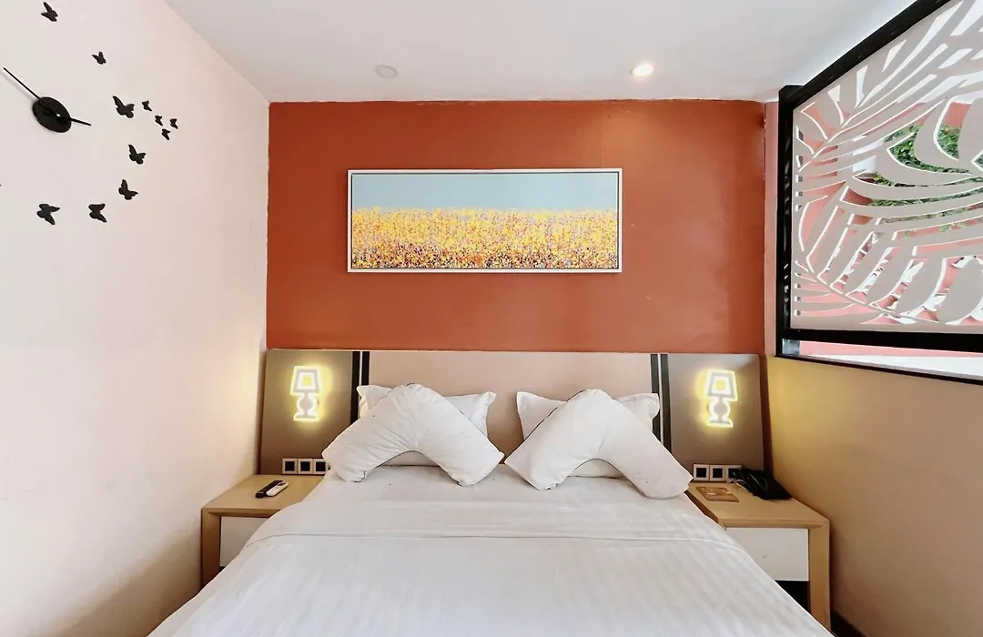 Verse Luxe Hotel Wahid Hasyim-1