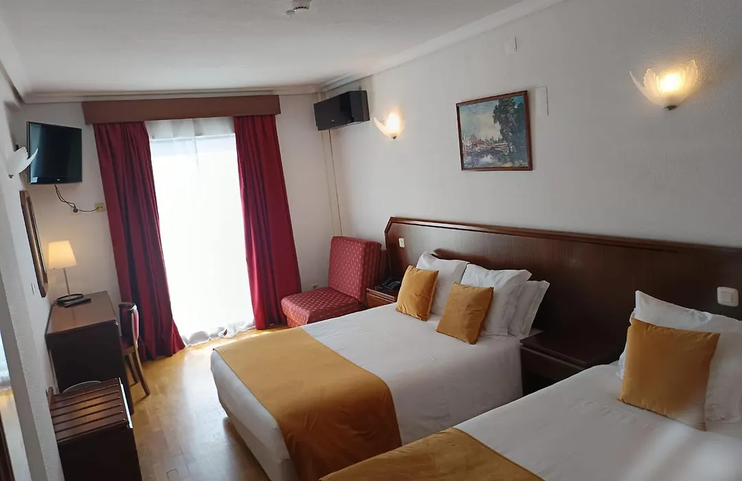 Hotel Turismo Miranda-1