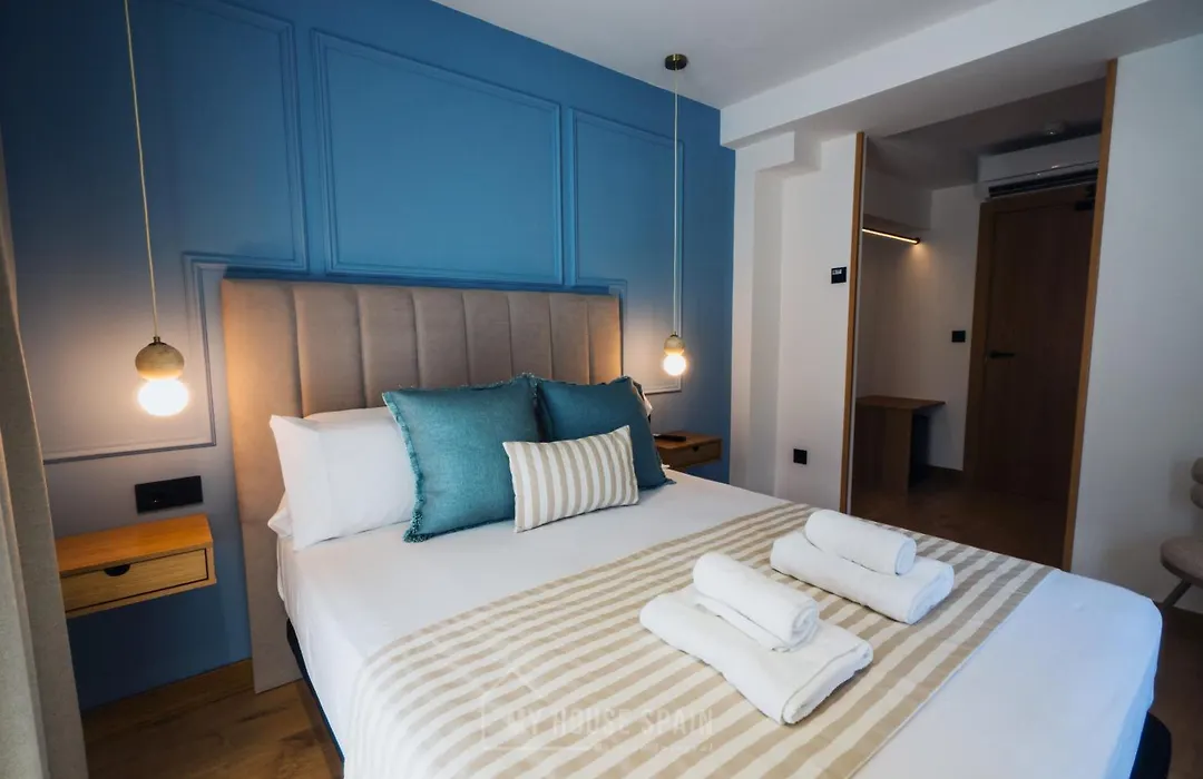 Hotel Central By Myhousespain-1