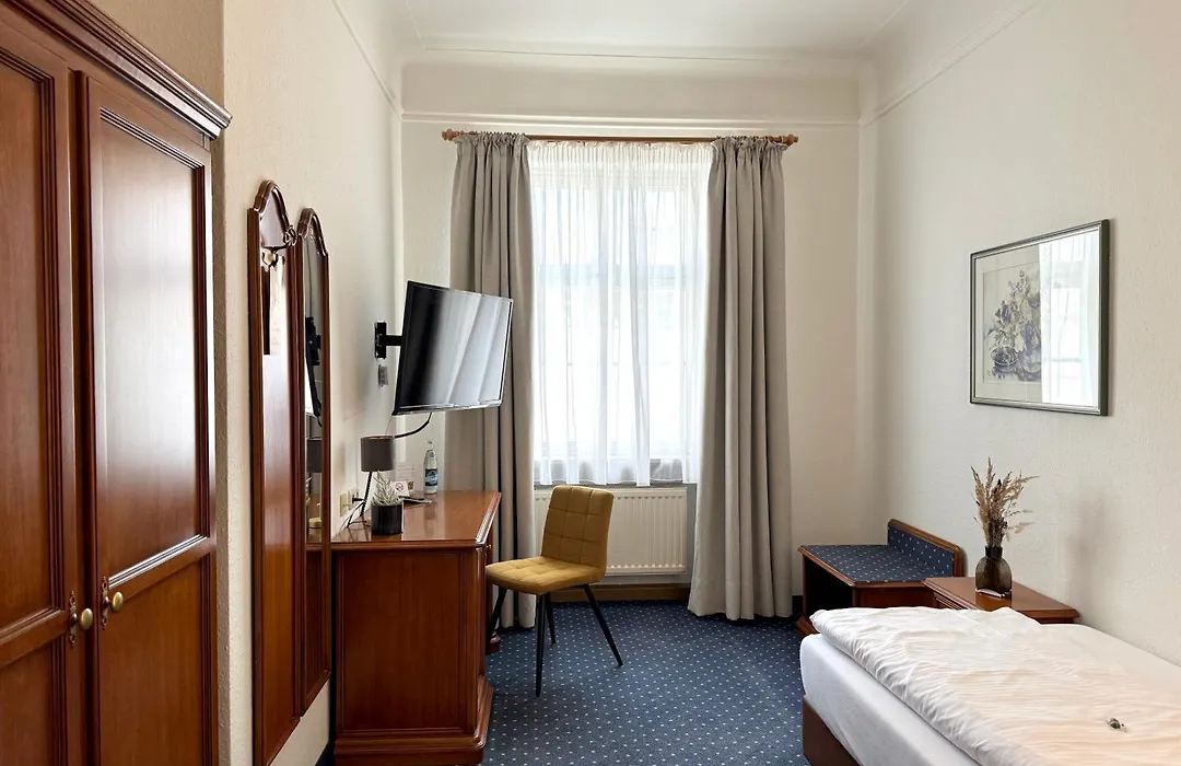 Hotel Goldener Hirsch-1