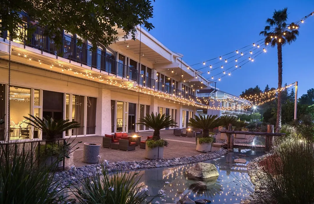 Doubletree By Hilton Sacramento-1