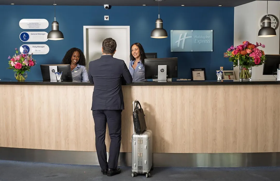 Holiday Inn Express Geneva Airport By Ihg-1