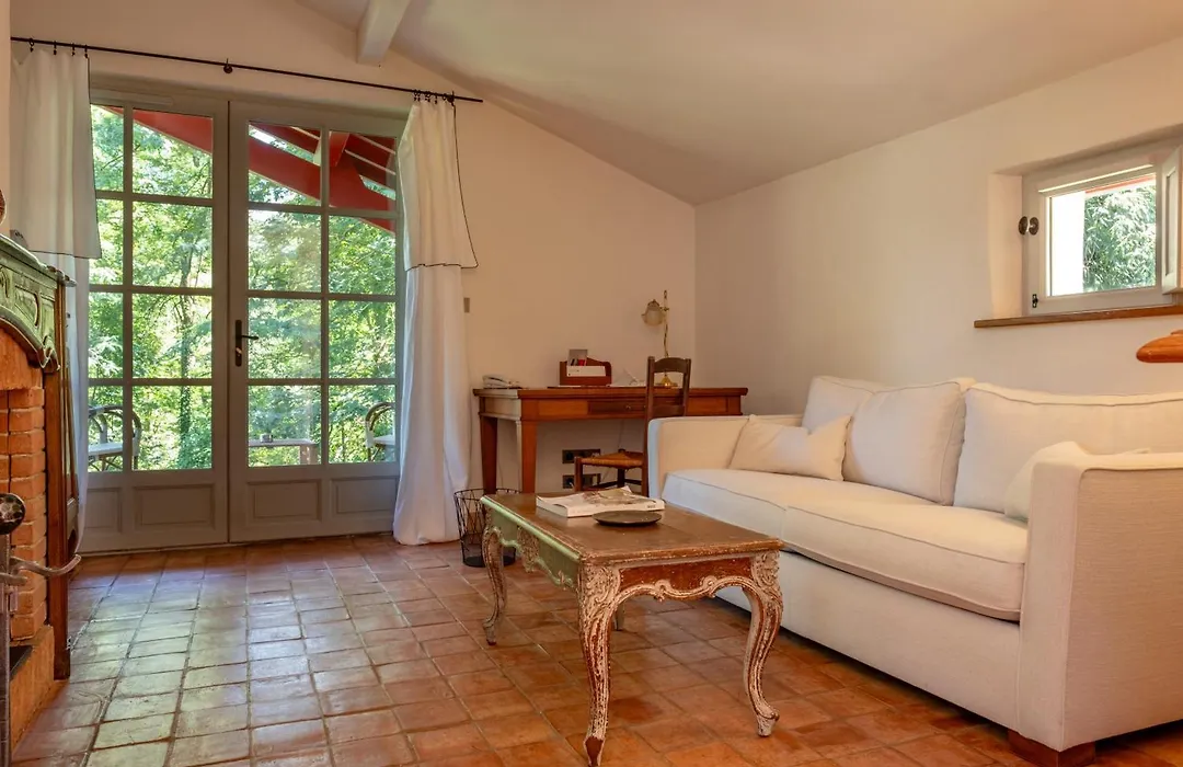Auberge Ostapé-1