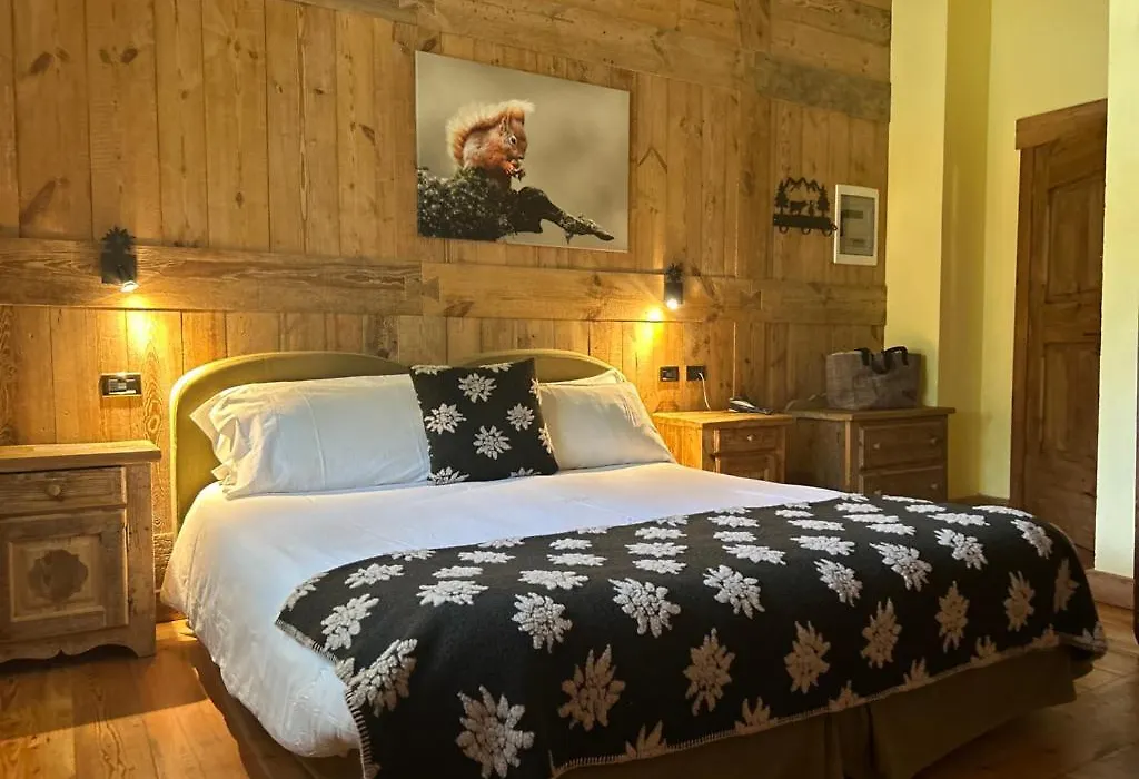 Hotel La Rouja-1