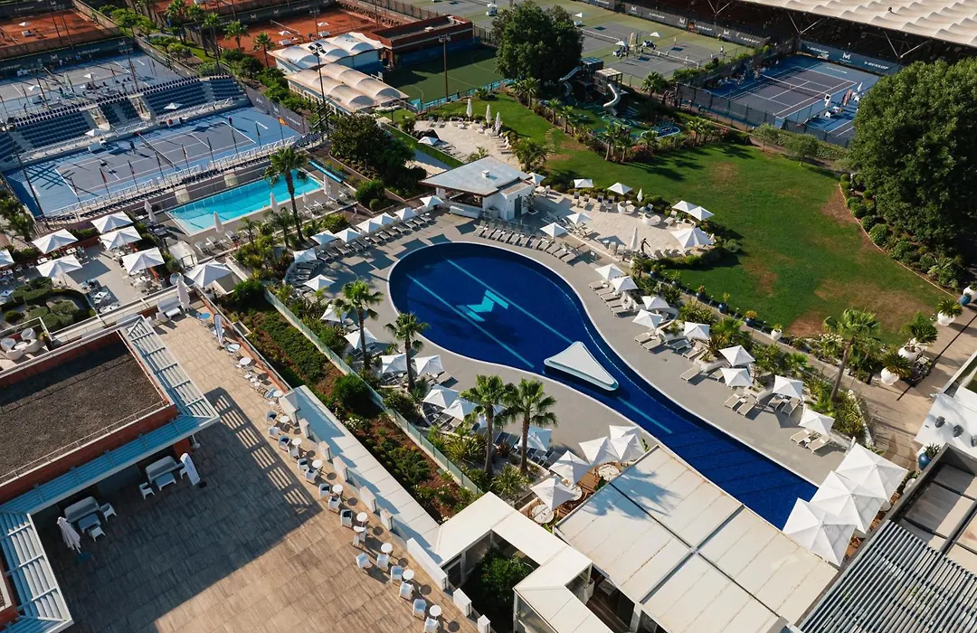 Mouratoglou Hotel&Resort-1