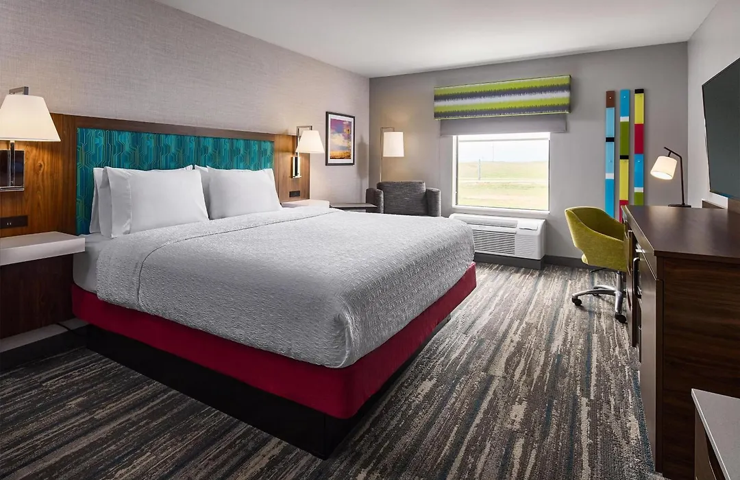 Hampton Inn Colby-1