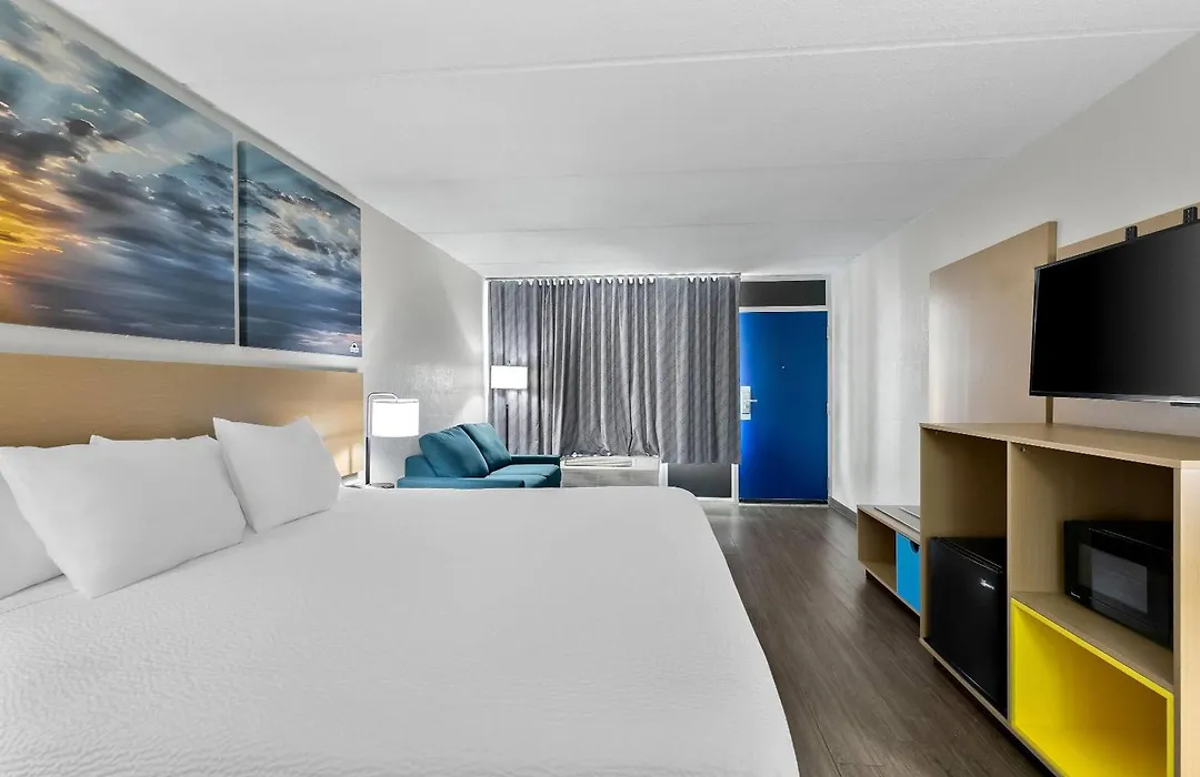 Days Inn By Wyndham Seneca-Clemson-1