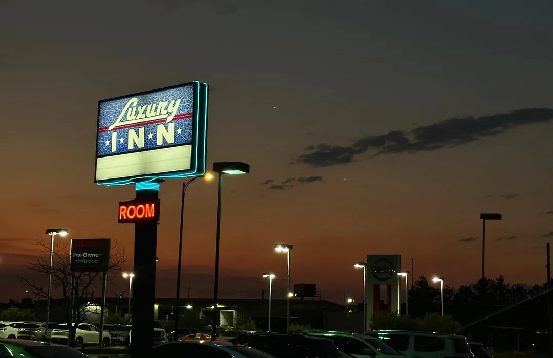 Luxury Inn-1