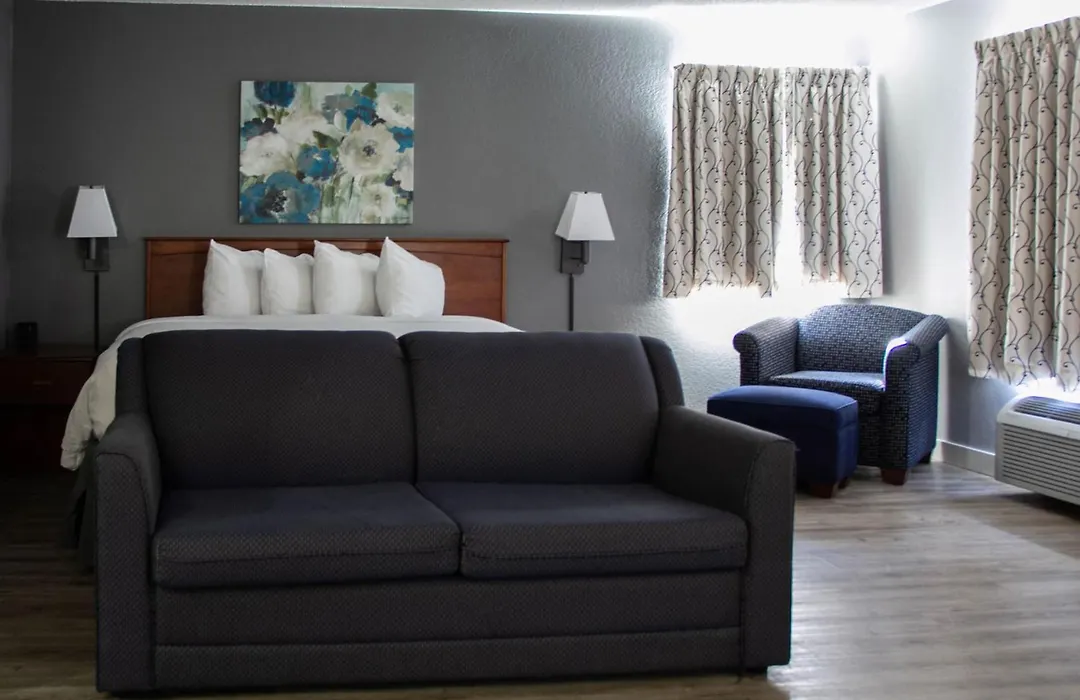 New Victorian Inn - Sioux City-1
