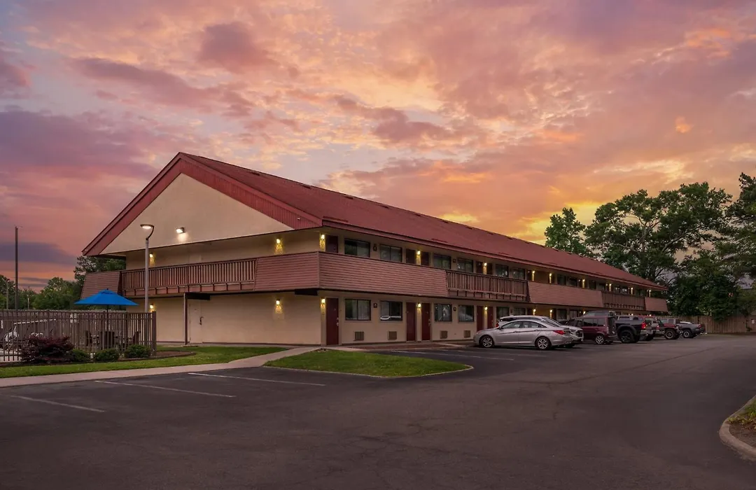 Red Roof Inn Virginia Beach-1