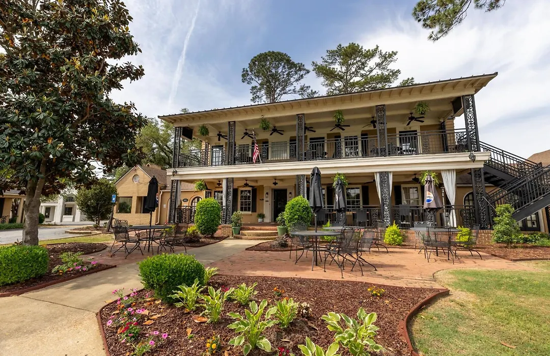 Merry Acres Inn-1
