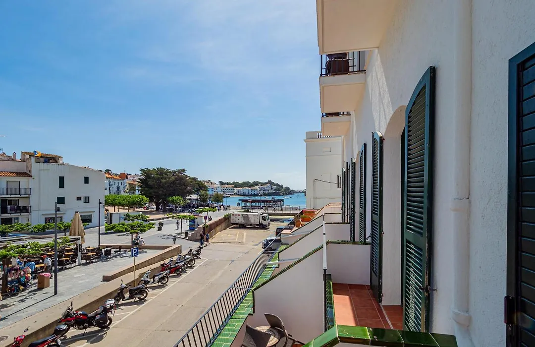 Hostal Marina Cadaqués-1