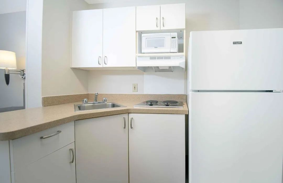 Extended Stay America Suites - Santa Barbara - Calle Real-1