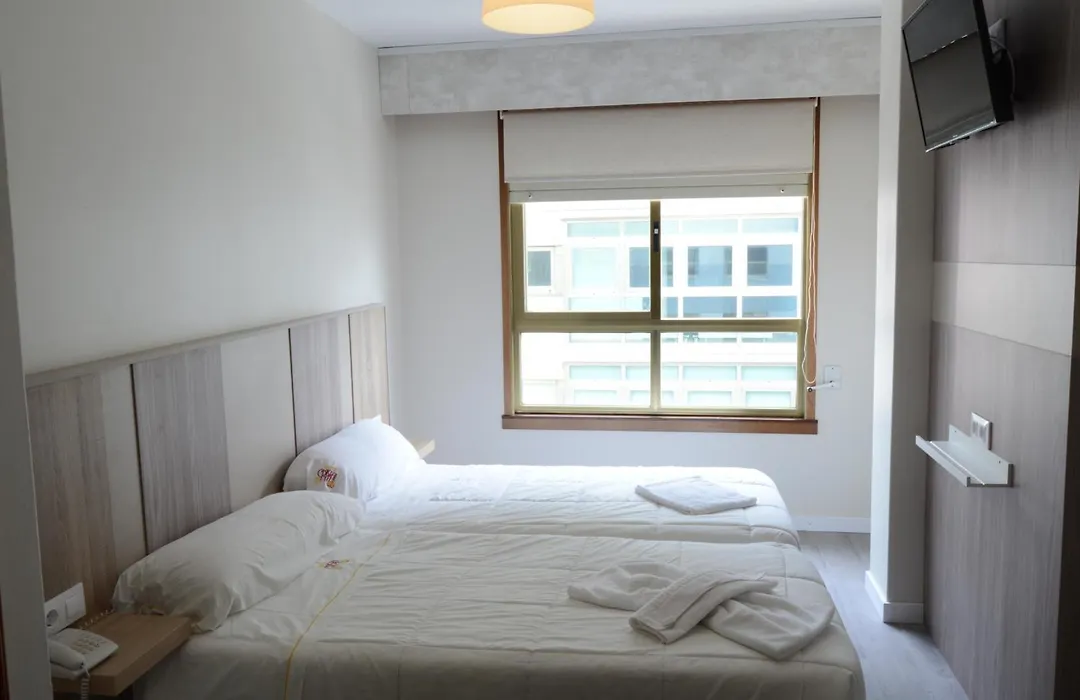 Hotel Cristal 1-1