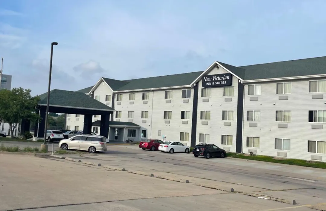 New Victorian Inn & Suites Lincoln-1