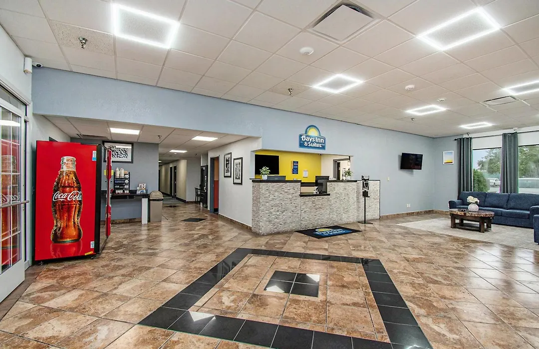 Days Inn & Suites By Wyndham Mt Pleasant-1
