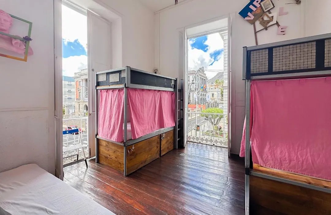 Tenerife Art Hostel-1
