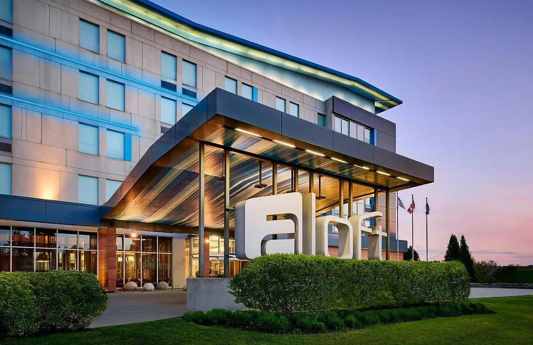 Aloft By Marriott Montreal Airport-1