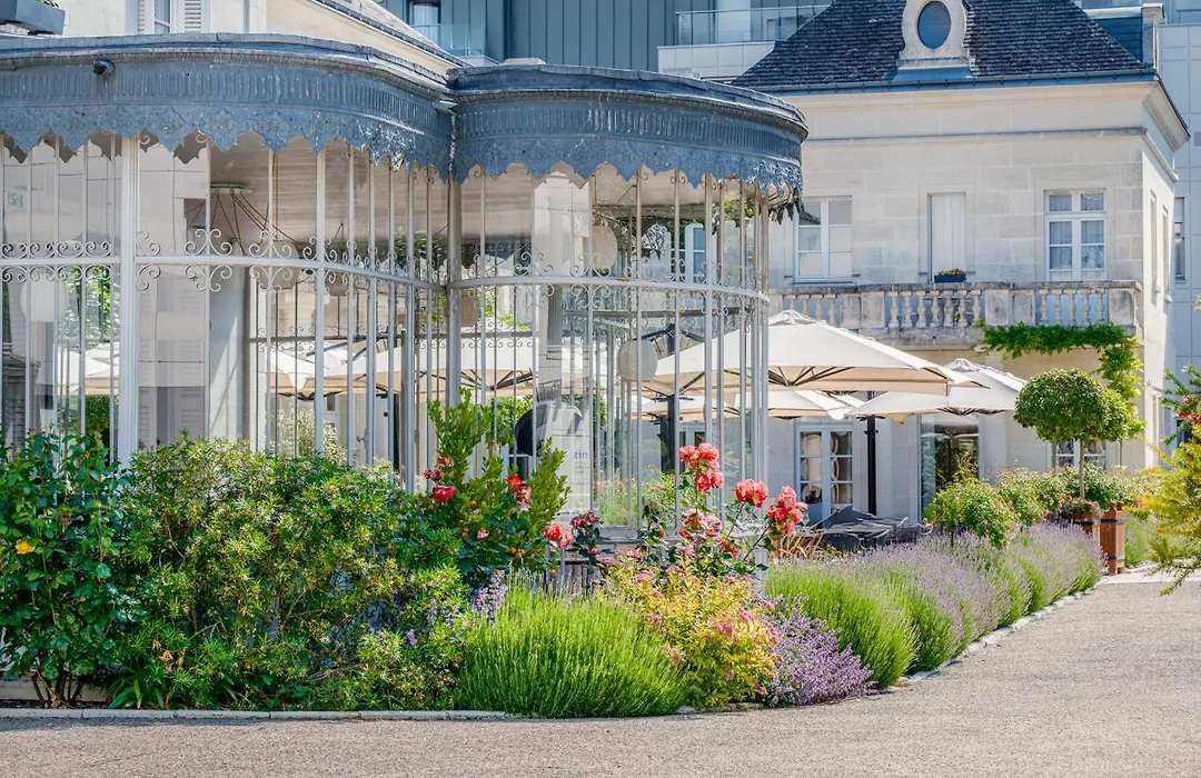 Château Belmont Tours by The Crest Collection-1