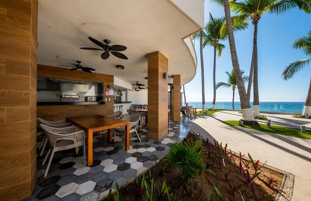 Vista Vallarta All Suites On The Beach-1