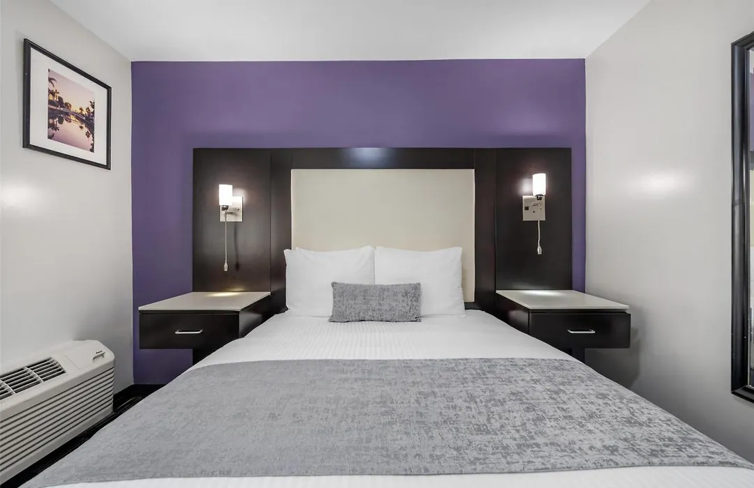 Surestay Hotel By Best Western Beverly Hills West La-1