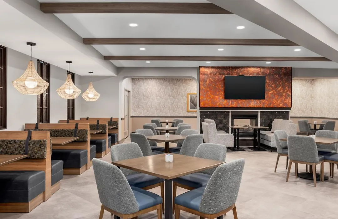 Doubletree By Hilton Phoenix Midtown-1