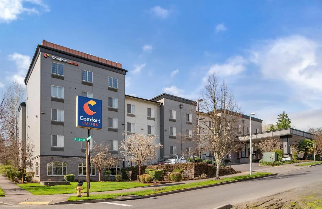 Comfort Suites Eugene University-1