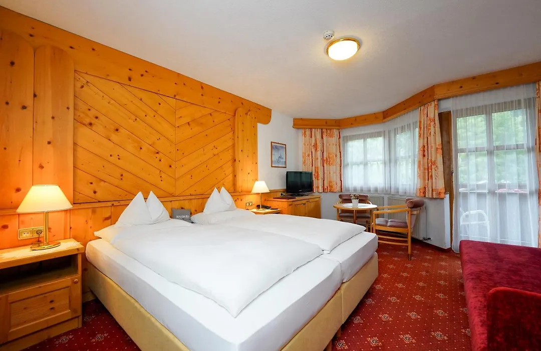 Hotel Büntali-1