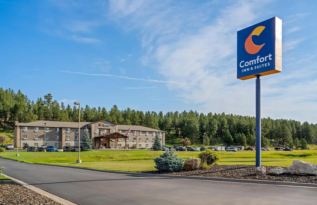 Comfort Inn & Suites-1