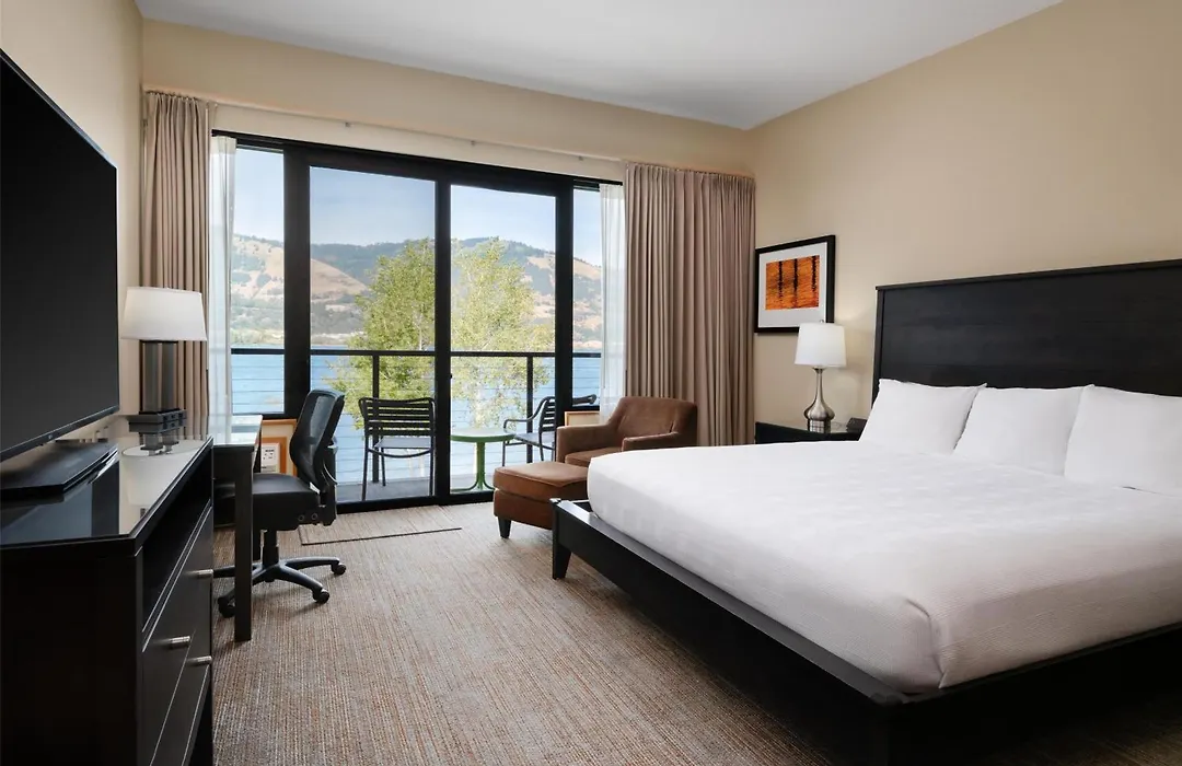 Best Western Plus Hood River Inn-1