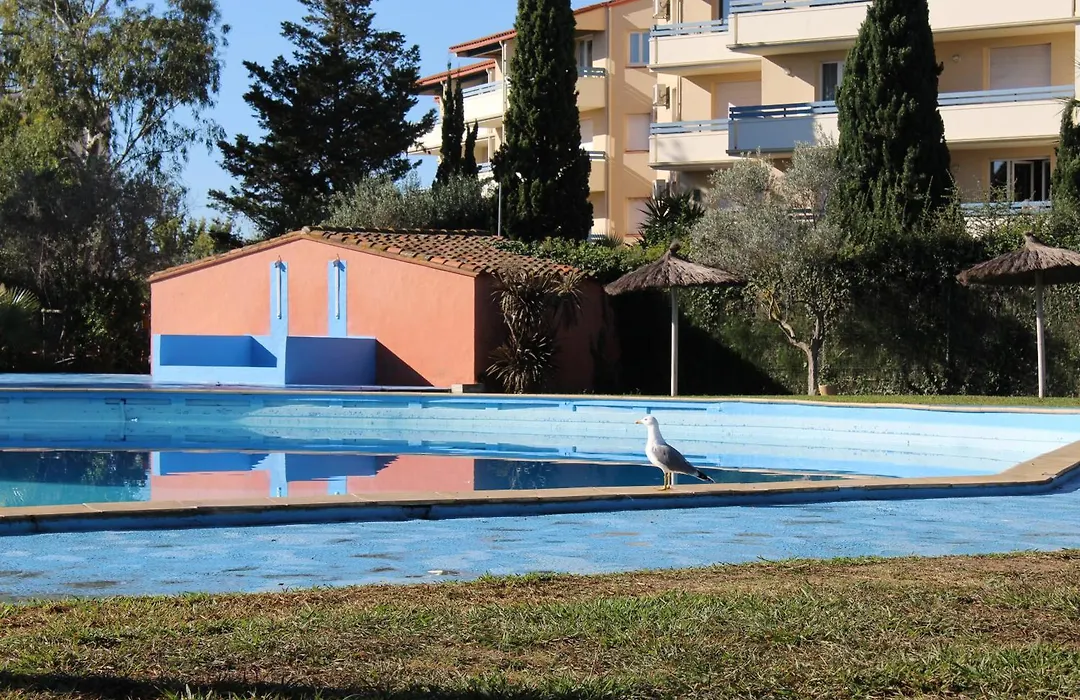 T3 duplex malibu village pass piscine en supplément 2 a 8 personnes-1