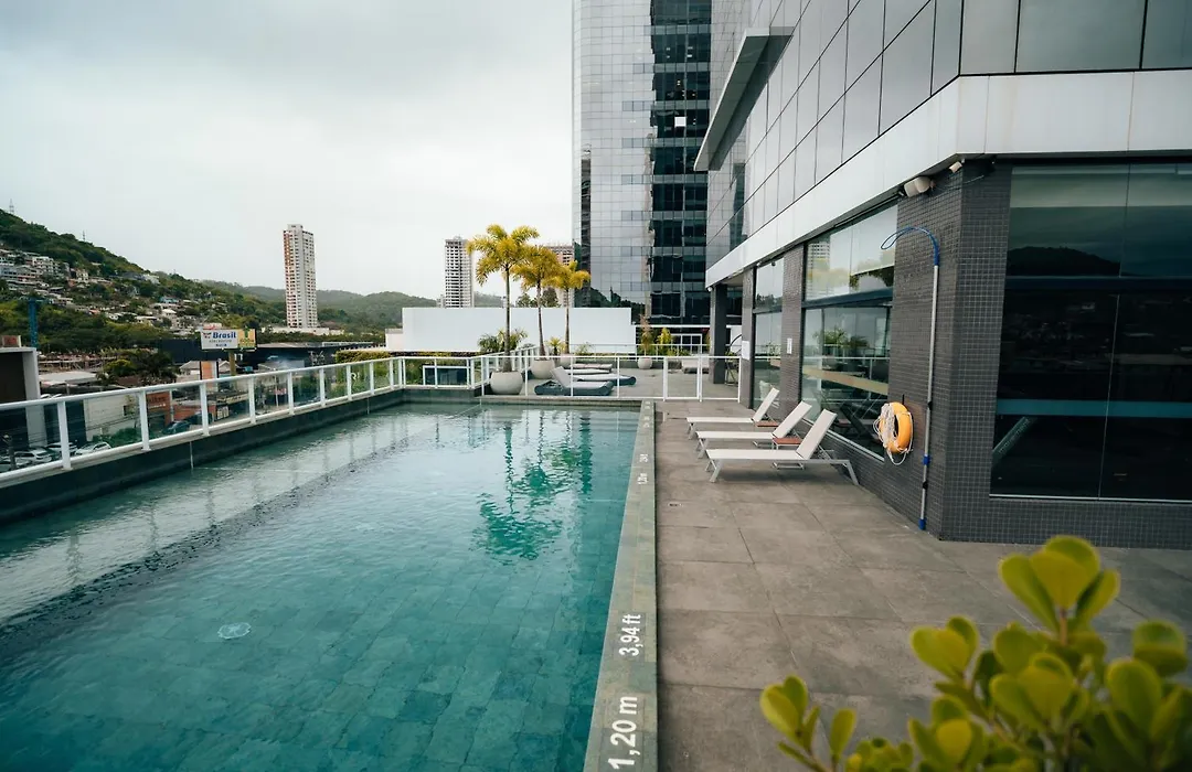 Hilton Garden Inn Praia Brava-1
