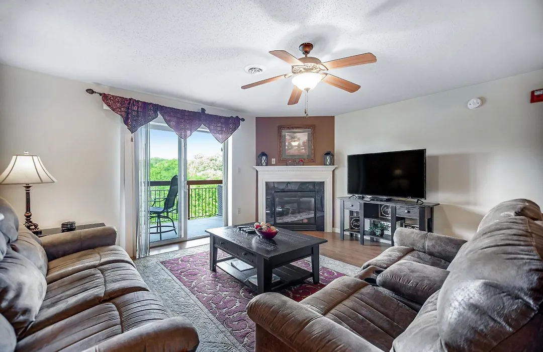 Cedar Lodge #503-1