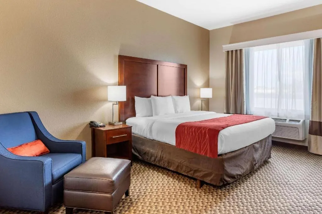 Comfort Inn & Suites Navasota-1