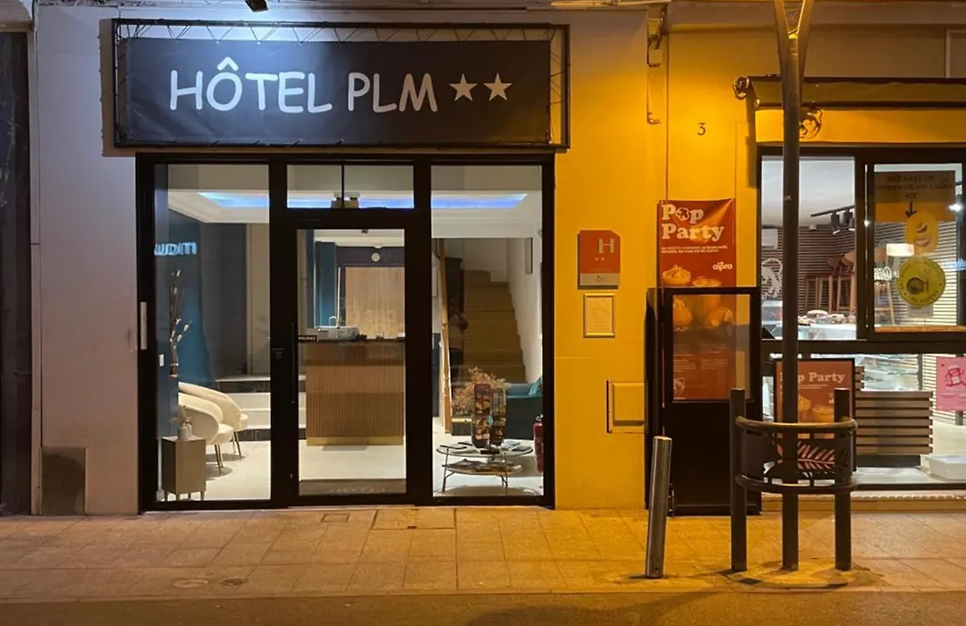 Hôtel P.L.M.-1