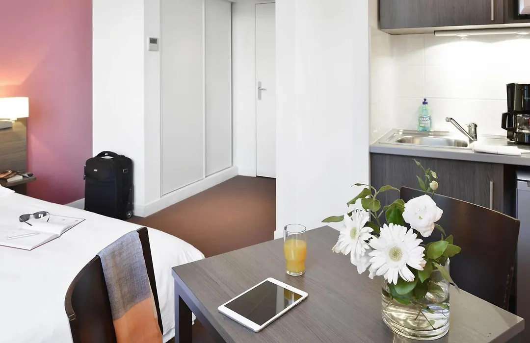 Aparthotel Adagio Access Toulouse St Cyprien-1