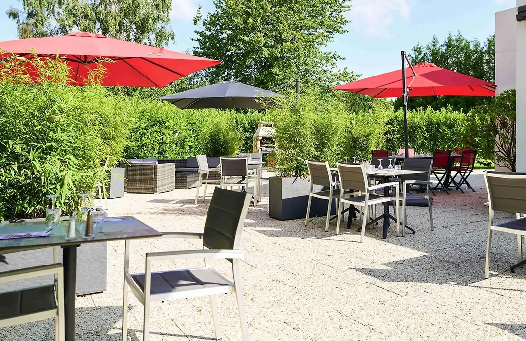 Ibis Abbeville-1