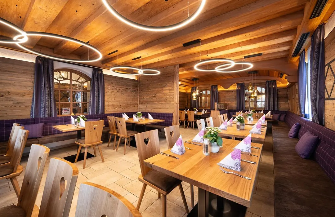 Hotel Neuwirt-1