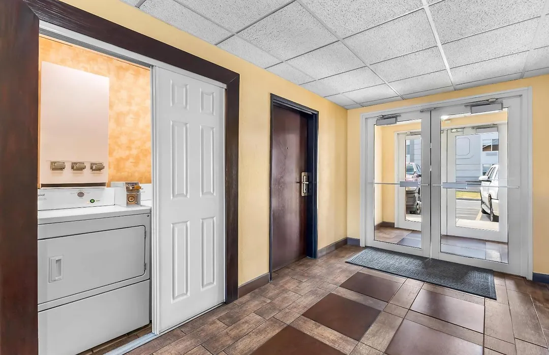Quality Inn & Suites Salt Lake City Airport West-1