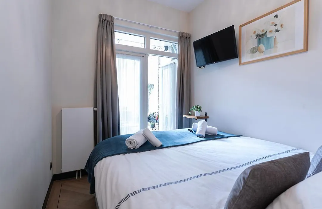 Hotspot location, wifi, bed en koffie Harmony-1