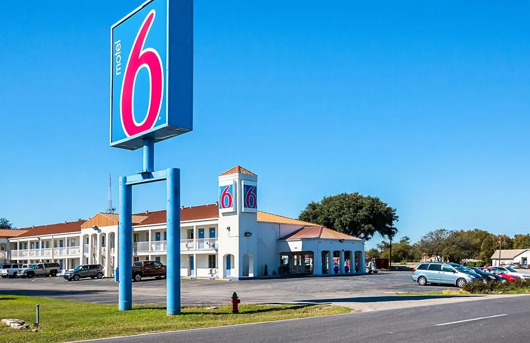 Motel 6-Round Rock, Tx-1