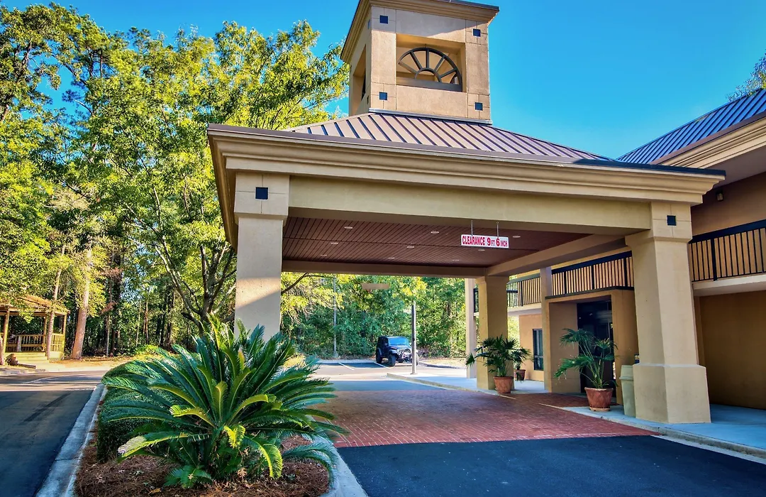 Clarion Inn & Suites Aiken South-1