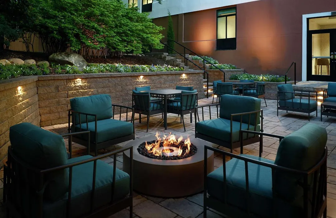 Hilton Garden Inn Atlanta-Buckhead-1