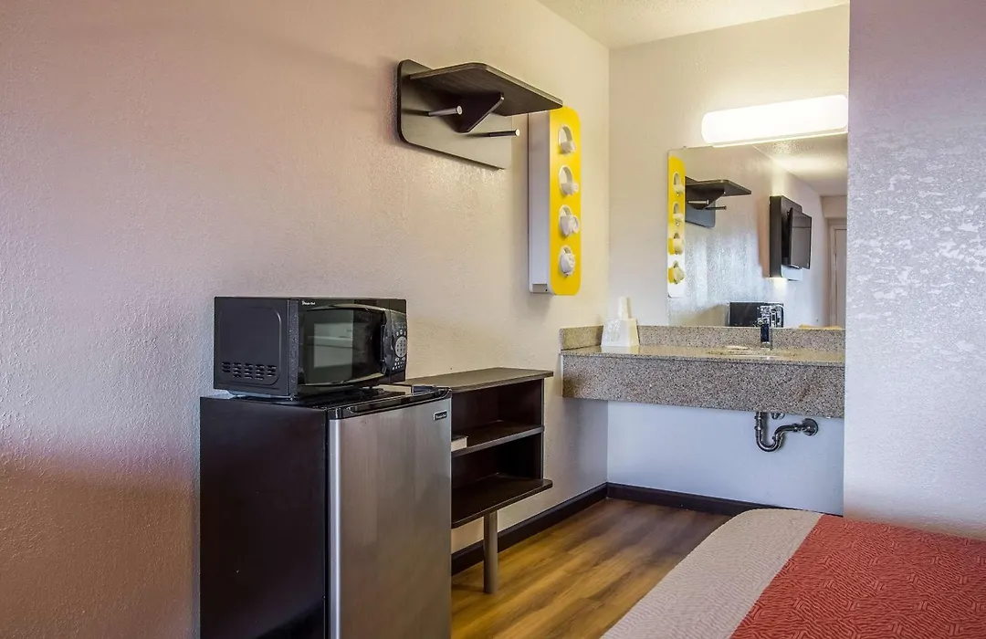 Motel 6-Ashland, Oh-1